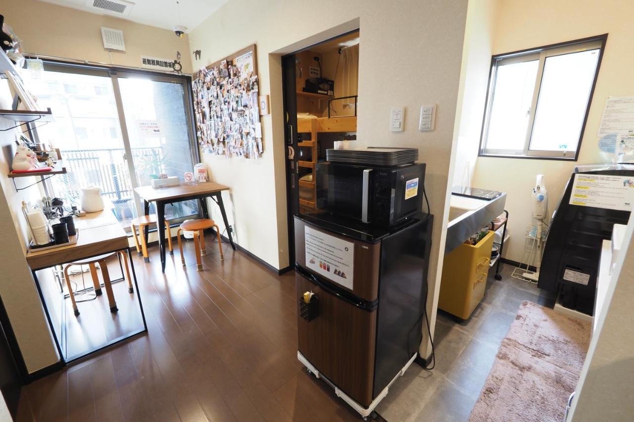 Nekokura Hostel Fukuoka  Bagian luar foto